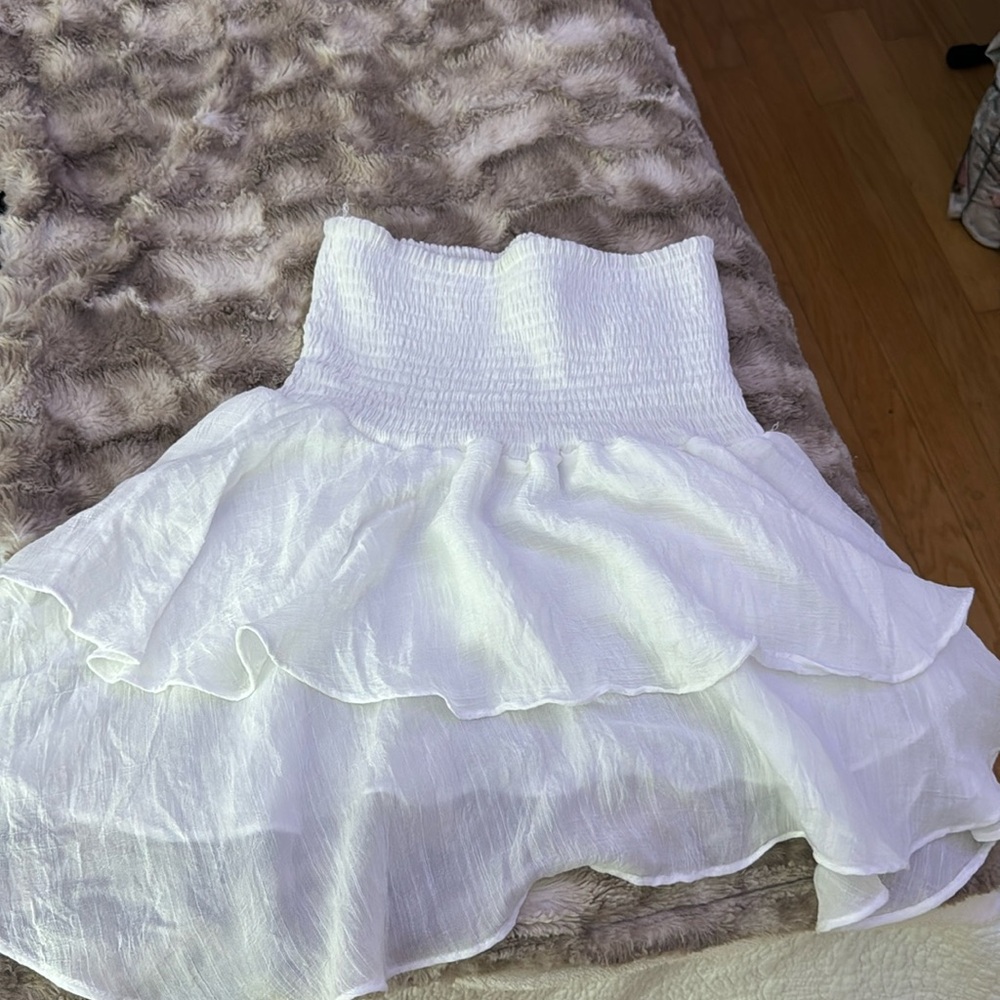cute white skirt